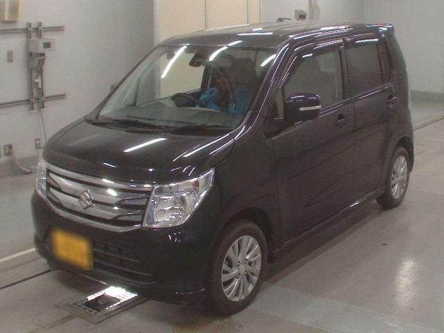 390 SUZUKI WAGON R 2014 г. (CAA Tokyo)